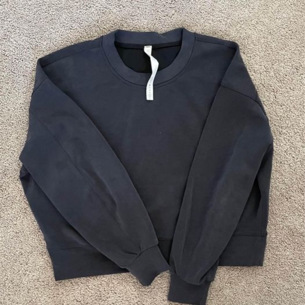 Lululemon Softstreme Perfectly Oversized Cropped Crew - Size 4